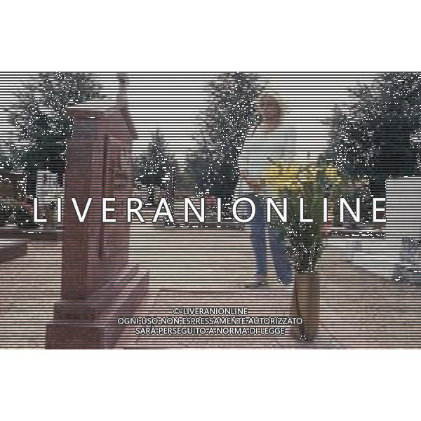 DIAP-RETROSPETTIVA MARA VENIER ATTIRCE E PRESENTATRICE TELEVISIVA NELLA FOTO MARA VENIER SUL SET DEL FILM“IL GOAL DI MARTIN PESCATORE “NELL\'ANNO 1997 AG ALDO LIVERANI SAS