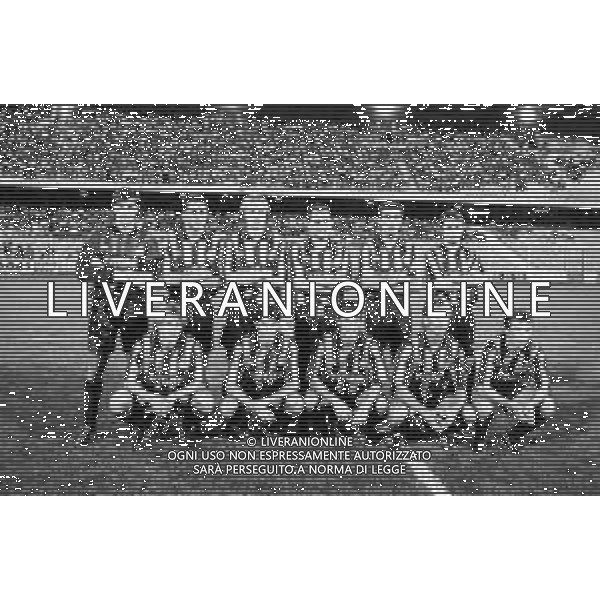 NEG- RETROSPETTIVA FORMAZIONE SQUADRA INTER CAMPIONATO CALCIO SERIE A 1991-1992 NELLA FOTO DA SX IN PIEDI: WALTER ZENGA - RICCARDO FERRI - DAVIDE FONTOLAN - BATTISTINI SERGIO - GIUSEPPE BERGOMI - ANTONIO PAGANIN - DA SX IN BASSO: KLINSMANN JURGEN - ALESSANDRO BIANCHI - FAUSTO PIZZI - BREHME ANDREAS - LOTHAR MATTHAUS AGENZIA ALDO LIVERANI SAS