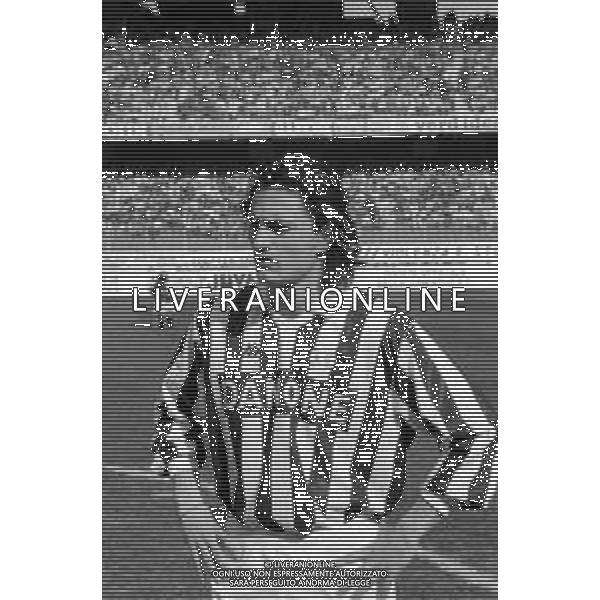 NEG- RETROSPETTIVA ANDREA FORTUNATO CALCIATORE NELLA FOTO ANDREA FORTUNATO CON LA MAGLIA DELLA JUVENTUS CALCIO NELL’ANNO 1993-1994 AGENZIA ALDO LIVERANI SAS