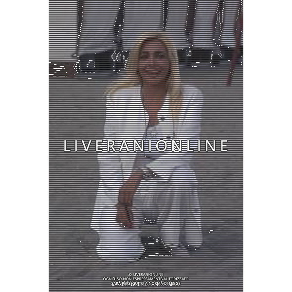 DIAP-RETROSPETTIVA MARA VENIER PRESENTATRICE TELEVISIVA E ATTRICE NELLA FOTO MARA VENIER A VENEZIA NELL\'ANNO 1995 AG ALDO LIVERANI SAS