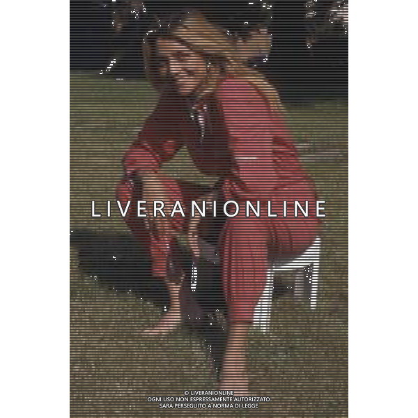 DIAP-RETROSPETTIVA MARA VENIER ATTIRCE E PRESENTATRICE TELEVISIVA NELLA FOTO MARA VENIER NELL\'ANNO 1980 AG ALDO LIVERANI SAS