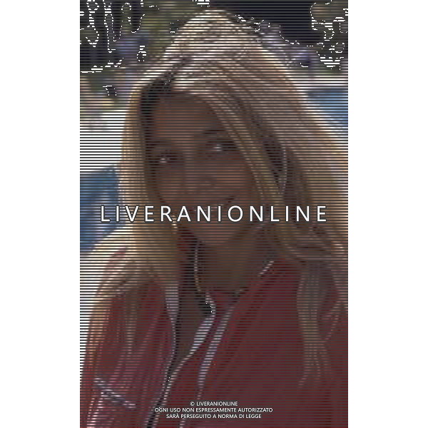 DIAP-RETROSPETTIVA MARA VENIER ATTIRCE E PRESENTATRICE TELEVISIVA NELLA FOTO MARA VENIER NELL\'ANNO 1980 AG ALDO LIVERANI SAS