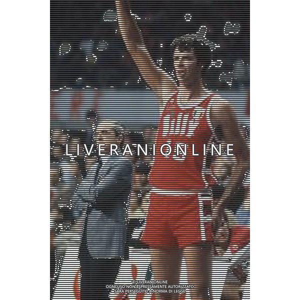 DIAP-RETROSPETTIVA JOHN GIANELLI BASKET NELLA FOTO JOHN GIANELLI CON LA MAGLIA DELLA BILLY MILANO BASKET AG ALDO LIVERANI SAS