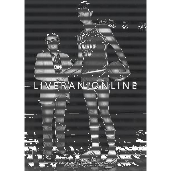 ST-RETROSPETTIVA JOHN GIANELLI BASKET NELLA FOTO JOHN GIANELLI CON LA MAGLIA DELLA BILLY MILANO BASKET AG ALDO LIVERANI SAS