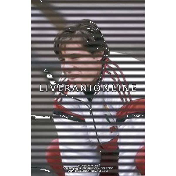 DIAP- RETROSPETTIVA CARLO CUDICINI CALCIATORE DI RUOLO PORTIERE NELLA FOTO CARLO CUDICINI CON LA MAGLIA DEL MILAN CALCIO NELL\'ANNO 1992-1993 AG ALDO LIVERANI SAS