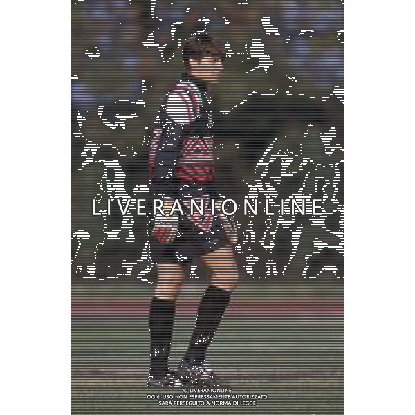 DIAP- RETROSPETTIVA CARLO CUDICINI CALCIATORE DI RUOLO PORTIERE NELLA FOTO CARLO CUDICINI CON LA MAGLIA DEL MILAN CALCIO NELL\'ANNO 1992-1993 DURANTE L’ALLENAMENTO AG ALDO LIVERANI SAS