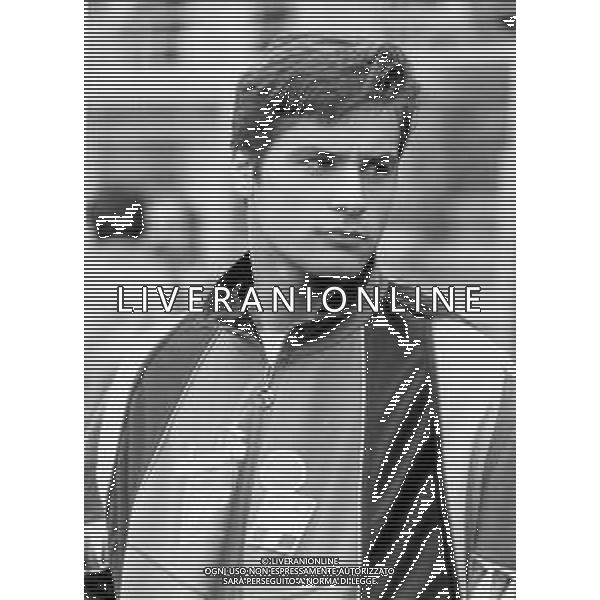 ST - RETROSPETTIVA CARLO CUDICINI CALCIATORE DI RUOLO PORTIERE NELLA FOTO CARLO CUDICINI CON LA MAGLIA DELLA NAZIONALE ITALIANA UNDER 21 NELL\'ANNO 1992-1993 AG ALDO LIVERANI SAS