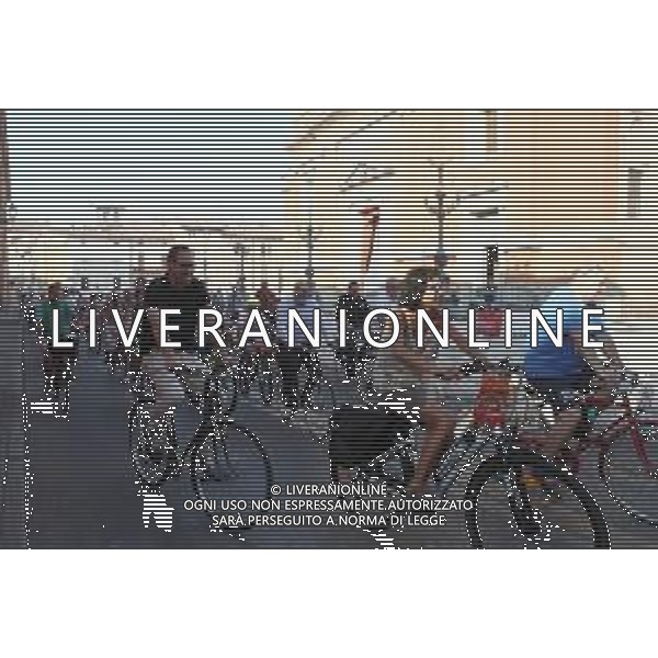 IMOLA 12 08 2025 FESTA DI SAN CASSIANO "PEDALATA PER LA PACE TRA I POPOLI,PASSEGGIATA PER LE FAMIGLIE CON BICICLETTA AL CIPPO DI SAN CASSIANO VIA VILLA CLELIA NELLA FOTO PEDALATA ©SANNA - AGENZIA ALDO LIVERANI SAS
