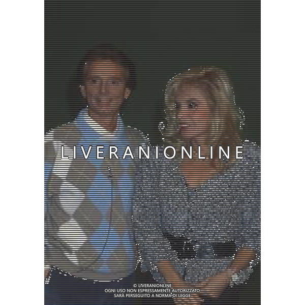 DIAP-RETROSPETTIVA MARIA GIOVANNA ELMI PRESENTATRICE TELEVISIVA NELLA FOTO MARIA GIOVANNA ELMI A ROMA NELL\'ANNO 1987 CON OSVALDO BEVILACQUA FOTO EDGARDO DELLA SCORCIOSA-AG ALDO LIVERANI SAS
