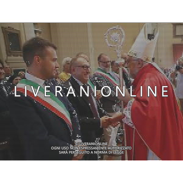 IMOLA 13 08 2025 FESTA DI SAN CASSIANO PATRONI DI IMOLA SANTA MESSA SOLENNE PONTIFICALE PRESIEDUTA DAL S.E.MONS. GIOVANNI MOSCIATTI VESCOVO DI IMOLA NELLA FOTO DA SINISTRA SINDACO MARCO PANIERI,CONSIGLIERE REGIONALE FABRIZIO CASTELLARI E VESCOVO DI IMOLA GIOVANNI MOSCIATTI ©SANNA - AGENZIA ALDO LIVERANI SAS