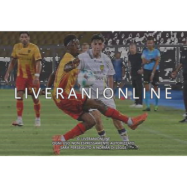 TVPG Lecce vs Juve Stabia nella foto Kouassi Christ-Owen (Us Lecce) Lecce (ITA) 15-08-2025 Stadio “E. Giardiniero” Via del Mare - Trentaduesimi di finale Coppa Italia Frecciarossa 2025/26 ( ) Lecce (ITA) 15-08-2025 Stadio “E. Giardiniero” Via del Mare - Trentaduesimi di finale Coppa Italia Frecciarossa 2025/26 ©TVPG Pasquale Golia - AGENZIA ALDO LIVERANI SAS