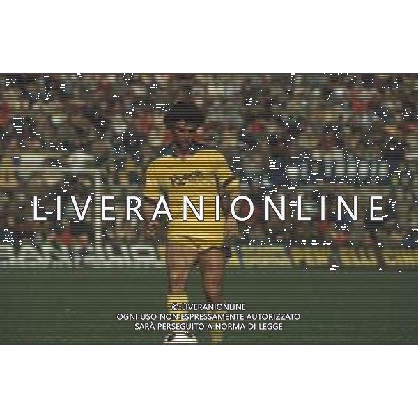 DIAP-RETROSPETTIVA PASQUALE CASALE CALCIATORE NELLA FOTO PASQUALE CASALE CON LA MAGLIA DEL PISA CALCIO AG ALDO LIVERANI SAS