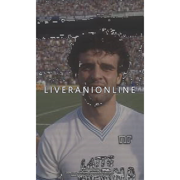 DIAP-RETROSPETTIVA PASQUALE CASALE CALCIATORE NELLA FOTO PASQUALE CASALE CON LA MAGLIA DEL NAPOLI CALCIO AG ALDO LIVERANI SAS
