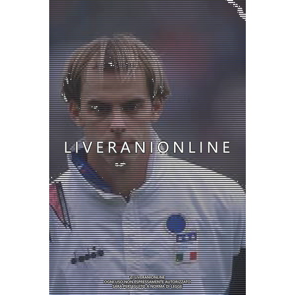 DIAP-RETROSPETTIVA MAURO BONOMI CALCIATORE NELLA FOTO MAURO BONOMI CON LA MAGLIA DELLA NAZIONALE ITALIANA UNDER 21 AG ALDO LIVERANI SAS