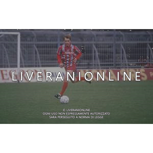 DIAP-RETROSPETTIVA MAURO BONOMI CALCIATORE NELLA FOTO MAURO BONOMI CON LA MAGLIA DELLA CREMONESE CALCIO AG ALDO LIVERANI SAS