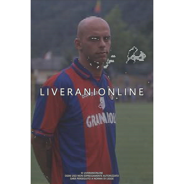 DIAP-RETROSPETTIVA MAURO BONOMI CALCIATORE NELLA FOTO MAURO BONOMI CON LA MAGLIA DEL BOLOGNA CALCIO AG ALDO LIVERANI SAS