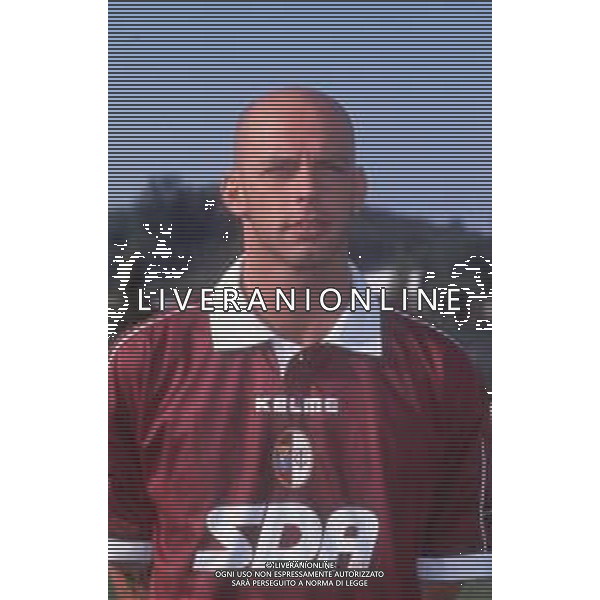 DIAP-RETROSPETTIVA MAURO BONOMI CALCIATORE NELLA FOTO MAURO BONOMI CON LA MAGLIA DEL TORINO CALCIO AG ALDO LIVERANI SAS