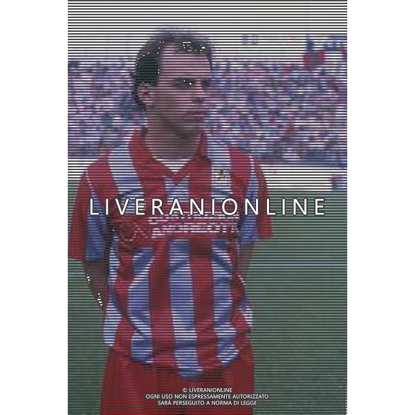 DIAP-RETROSPETTIVA MAURO BONOMI CALCIATORE NELLA FOTO MAURO BONOMI CON LA MAGLIA DELLA CREMONESE CALCIO AG ALDO LIVERANI SAS