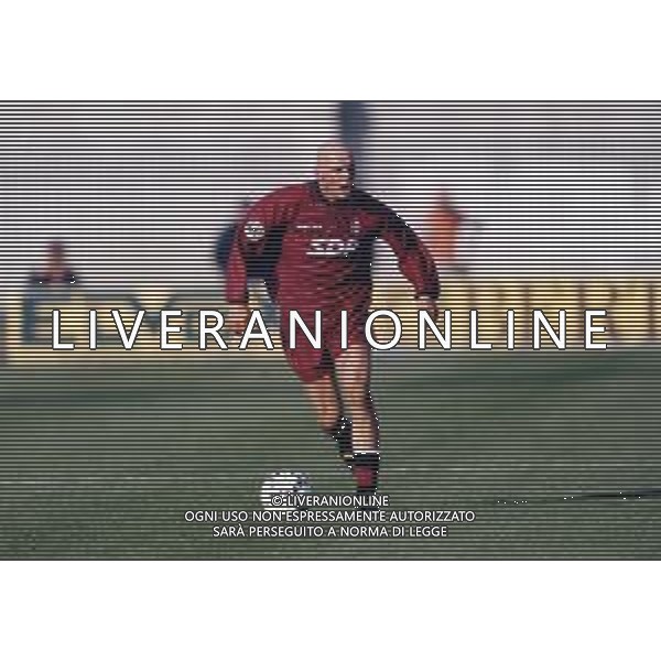 DIAP-RETROSPETTIVA MAURO BONOMI CALCIATORE NELLA FOTO MAURO BONOMI CON LA MAGLIA DEL TORINO CALCIO AG ALDO LIVERANI SAS