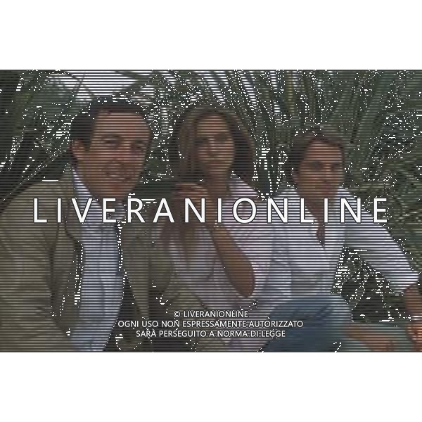 DIAP-RETROSPETTIVA ANTONELLA INTERLENGHI ATTRICE NELLA FOTO ANTONELLA INTERLENGHI A VENEZIA CON SAVERIO VALLONE E GUSTAVO THOENI NELL\'ANNO 1981 AG ALDO LIVERANI SAS