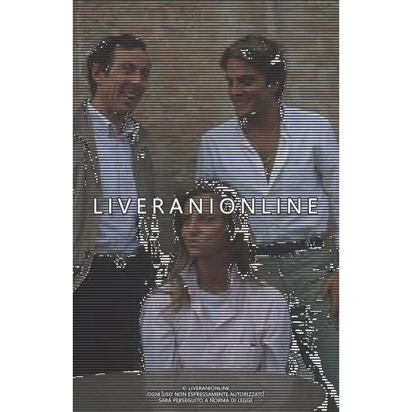 DIAP-RETROSPETTIVA ANTONELLA INTERLENGHI ATTRICE NELLA FOTO ANTONELLA INTERLENGHI A VENEZIA CON SAVERIO VALLONE E GUSTAVO THOENI NELL\'ANNO 1981 AG ALDO LIVERANI SAS