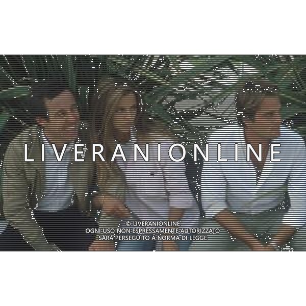 DIAP-RETROSPETTIVA ANTONELLA INTERLENGHI ATTRICE NELLA FOTO ANTONELLA INTERLENGHI A VENEZIA CON SAVERIO VALLONE E GUSTAVO THOENI NELL\'ANNO 1981 AG ALDO LIVERANI SAS