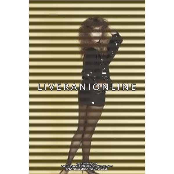 DIAP-RETROSPETTIVA MARINA OCCHIENA CANTANTE NELLA FOTO MARINA OCCHIENA NELL\'ANNO 1982 A MILANO AG ALDO LIVERANI SAS