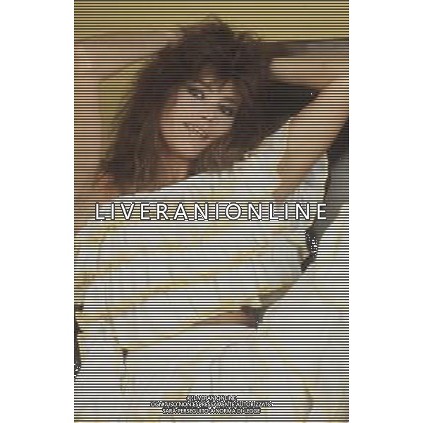 DIAP-RETROSPETTIVA MARINA OCCHIENA CANTANTE NELLA FOTO MARINA OCCHIENA NELL\'ANNO 1982 A MILANO AG ALDO LIVERANI SAS