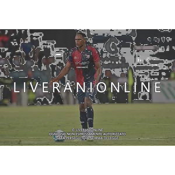 16-8-2025. Cagliari calcio-Virtus Entella. 1° turno coppa Italia 2025/2026, stadio Unipol Domus Cagliari. Foto Salvatore Moi/Agenzia Aldo Liverani s.as. Nella foto: Yerry Mina Adam Obert Cagliari ©MOI SALVATORE - AGENZIA ALDO LIVERANI SAS