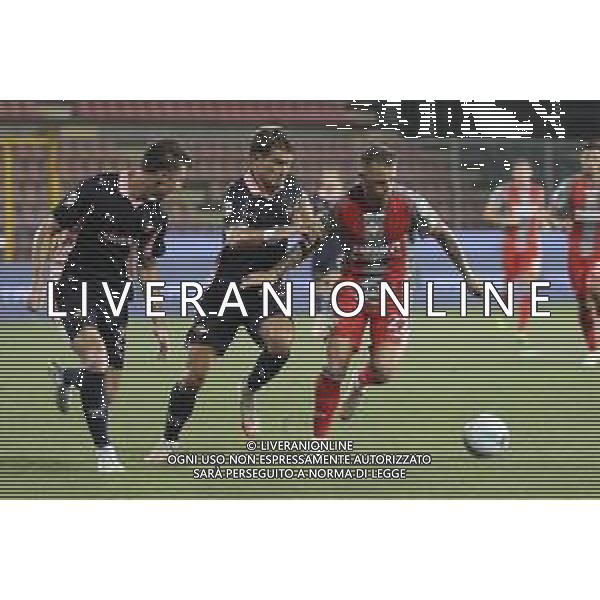 Juri Vandeputte of US Cremonese battle for the ball with Jacopo Segre of Palermo FC during US Cremonese vs Palermo FC, 32° leg of Coppa Italia Frecciarossa 2025-26 game at Giovanni Zini stadium in Cremona (CR), Italy, on Agust 16, 2025. (Photo by Davide Casentini)- AGENZIA ALDO LIVERANI SAS