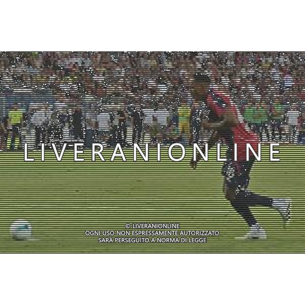 16-8-2025. Cagliari calcio-Virtus Entella. 1° turno coppa Italia 2025/2026, stadio Unipol Domus Cagliari. Foto Salvatore Moi/Agenzia Aldo Liverani s.as. Nella foto: rigori:Yerry Mina Adam Obert Cagliari ©MOI SALVATORE - AGENZIA ALDO LIVERANI SAS