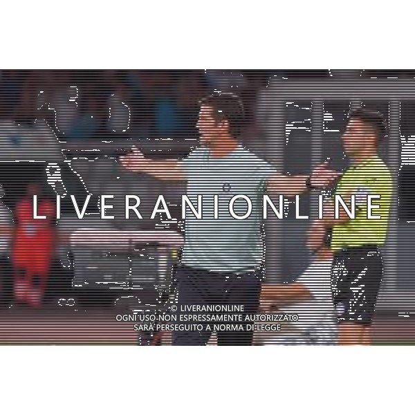 TVEM August 16, 2025 Bari, Italy - FC Inter vs Olympiacos FC - friendly match - San Nicola Stadium. In the pic: coach Cristian Chivu of FC Inter FOTO EMMANUELE MASTRODONATO-AG ALDO LIVERANI SAS