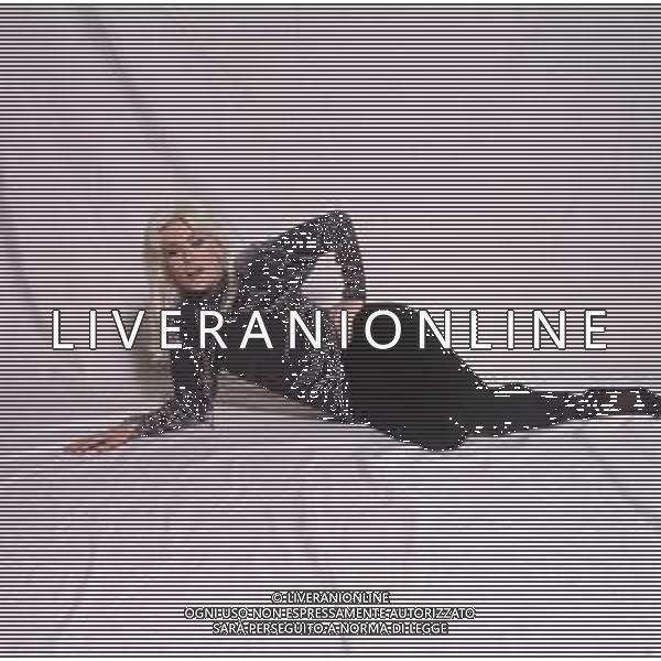 COL-RETROSPETTIVA DONATELLA RETTORE CANTANTE NELLA FOTO DONATELLA RETTORE NELL\'ANNO 1991 AG THEMA-AG ALDO LIVERANI SAS