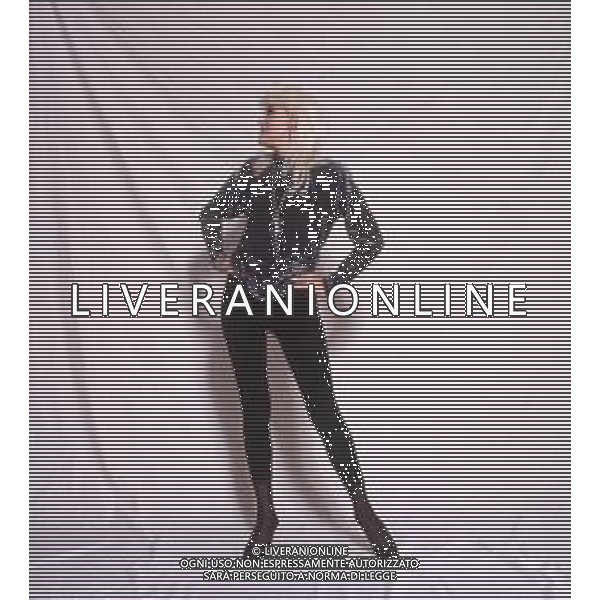 COL-RETROSPETTIVA DONATELLA RETTORE CANTANTE NELLA FOTO DONATELLA RETTORE NELL\'ANNO 1991 AG THEMA-AG ALDO LIVERANI SAS