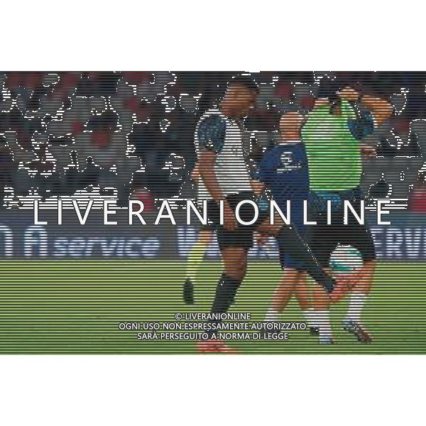 TVEM August 16, 2025 Bari, Italy - FC Inter vs Olympiacos FC - friendly match - San Nicola Stadium. In the pic: Denzel Dumfries of FC Inter FOTO EMMANUELE MASTRODONATO-AG ALDO LIVERANI SAS