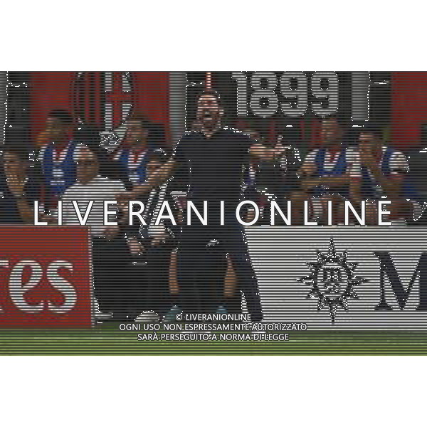 Milan vs Bari nella foto Fabio Caserta allenatore Bari Milano 17-08-2025 Stadio Giuseppe Meazza - San Siro Milan vs Bari Coppa Italia Frecciarossa - trentaduesimi di finale foto Roberto Garavaglia/Agenzia Aldo Liverani sas- AGENZIA ALDO LIVERANI SAS