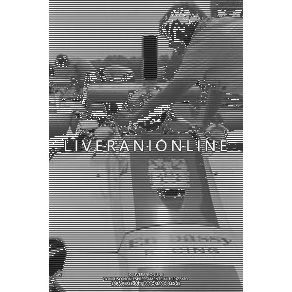 NEG-RETROSPETTIVA GRAHAM HILL PILOTA NELLA FOTO GRAHAM HILL A MONZA NELL\'ANNO 1975 ARCHIVIO GIOVANNI LIVERANI-AG ALDO LIVERANI SAS
