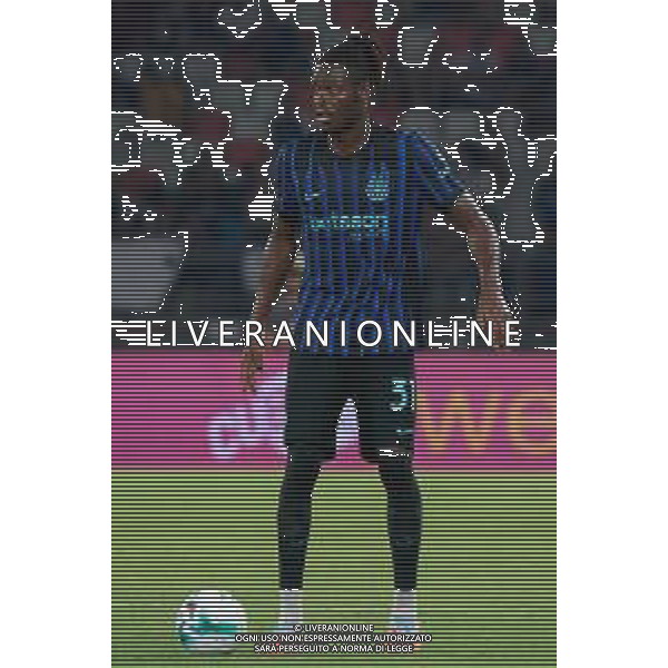 TVEM August 16, 2025 Bari, Italy - FC Inter vs Olympiacos FC - friendly match - San Nicola Stadium. In the pic: Yann Aurel Bisseck of FC Inter FOTO EMMANUELE MASTRODONJATO-AG ALDO LIVERANI SAS