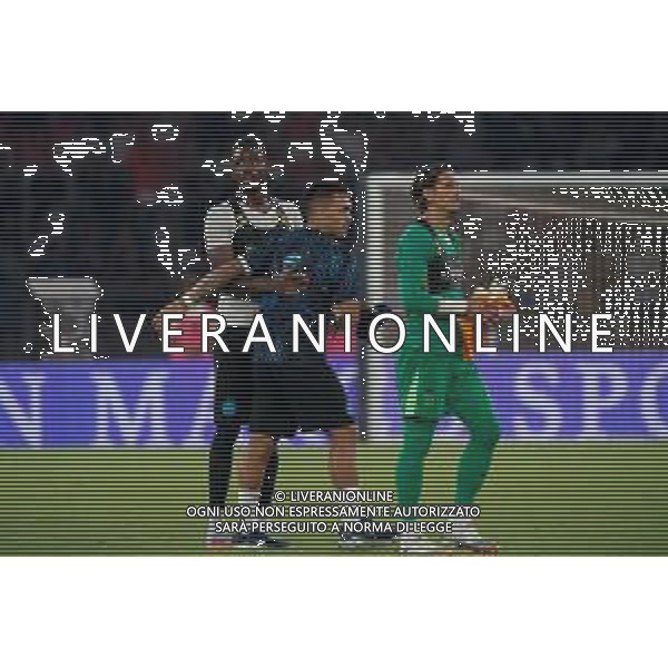TVEM August 16, 2025 Bari, Italy - FC Inter vs Olympiacos FC - friendly match - San Nicola Stadium. In the pic: Lautaro Martínez of FC Inter, Yann Aurel Bisseck of FC Inter and Yann Sommer of FC Inter FOTO EMMANUELE MASTRODONJATO-AG ALDO LIVERANI SAS