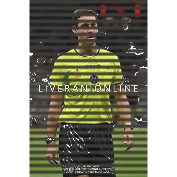 Milan vs Bari nella foto l\'arbitro Alberto Ruben Arena di Torre del Greco (NA) Milano 17-08-2025 Stadio Giuseppe Meazza - San Siro Milan vs Bari Coppa Italia Frecciarossa - trentaduesimi di finale foto Roberto Garavaglia/Agenzia Aldo Liverani sas