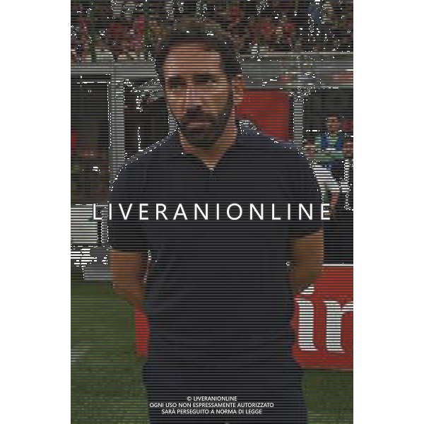 Milan vs Bari nella foto Fabio Caserta allenatore Bari Milano 17-08-2025 Stadio Giuseppe Meazza - San Siro Milan vs Bari Coppa Italia Frecciarossa - trentaduesimi di finale foto Roberto Garavaglia/Agenzia Aldo Liverani sas