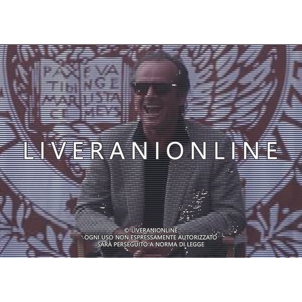 DIAP-RETROSPETTIVA JACK NICHOLSON ATTORE NELLA FOTO JACK NICHOLSON A VENEZIA NELL\'ANNO 1994 AG ALDO LIVERANI SAS 
