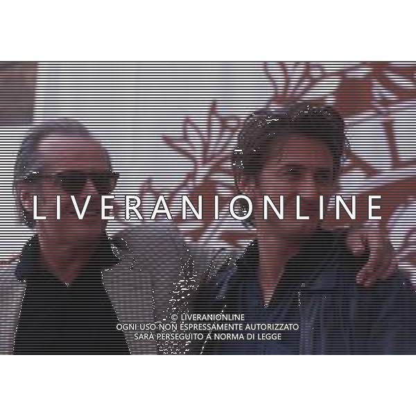 DIAP-RETROSPETTIVA JACK NICHOLSON ATTORE NELLA FOTO JACK NICHOLSON A VENEZIA NELL\'ANNO 1994 CON SEN PENN AG ALDO LIVERANI SAS  