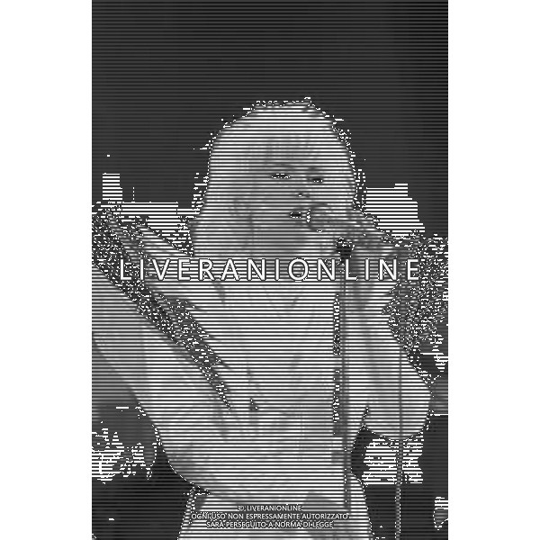 NEG-RETROSPETTIVA DONATELLA RETTORE CANTANTE NELLA FOTO DONATELLA RETTORE NELL\'ANNO 1986 AL FESTIVAL DI SANREMO AG ALDO LIVERANI SAS