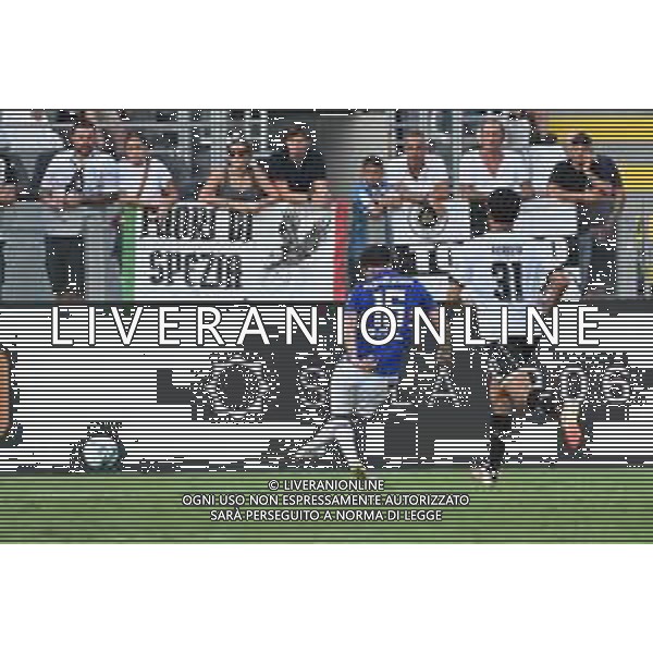 TVRG Spezia vs Sampdoria nella foto Liam Henderson (Sampdoria) segna il gol dell\'1 a 0 La Spezia 18-08-2025 Stadio Alberto Picco Spezia vs Sampdoria - trentaduesimi di finale Coppa Italia Frecciarossa foto Roberto Garavaglia/Agenzia Aldo Liverani sas