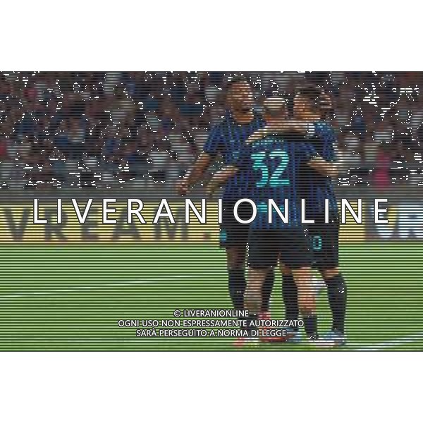 TVEM August 16, 2025 Bari, Italy - FC Inter vs Olympiacos FC - friendly match - San Nicola Stadium. In the pic: Federico Dimarco of FC Inter celebrates after scoring a goal with Lautaro Martínez of FC Inter foto emmanuele mastrodonato-ag aldo liverani sas