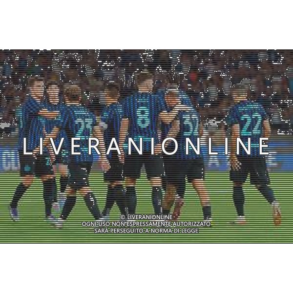 TVEM August 16, 2025 Bari, Italy - FC Inter vs Olympiacos FC - friendly match - San Nicola Stadium. In the pic: Federico Dimarco of FC Inter celebrates after scoring a goal with teammates foto emmanuele mastrodonato-ag aldo liverani sas