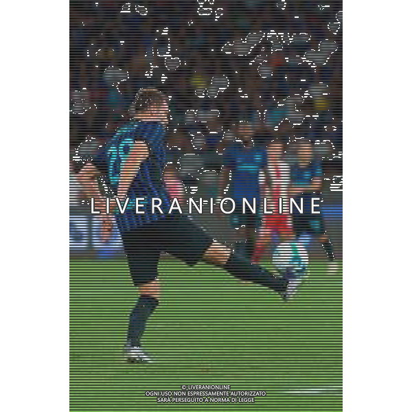 TVEM August 16, 2025 Bari, Italy - FC Inter vs Olympiacos FC - friendly match - San Nicola Stadium. In the pic: Benjamin Pavard of FC Inter foto emmanuele mastrodonato-ag aldo liverani sas