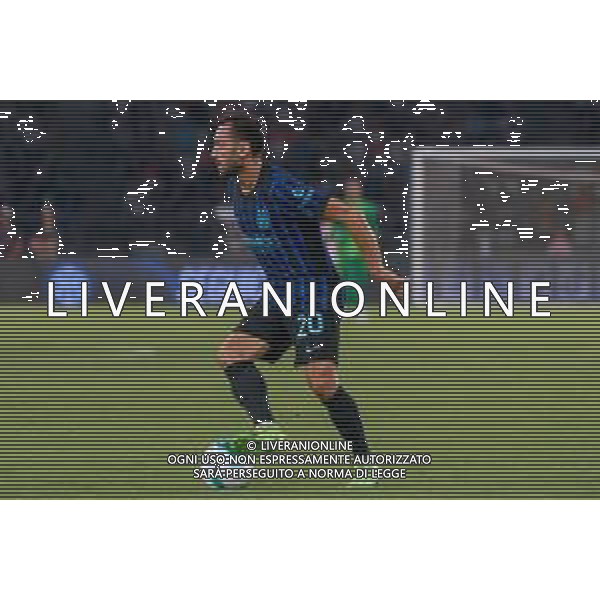 TVEM August 16, 2025 Bari, Italy - FC Inter vs Olympiacos FC - friendly match - San Nicola Stadium. In the pic: Hakan Calhanoglu of FC Inter foto emmanuele mastrodonato-ag aldo liverani sas