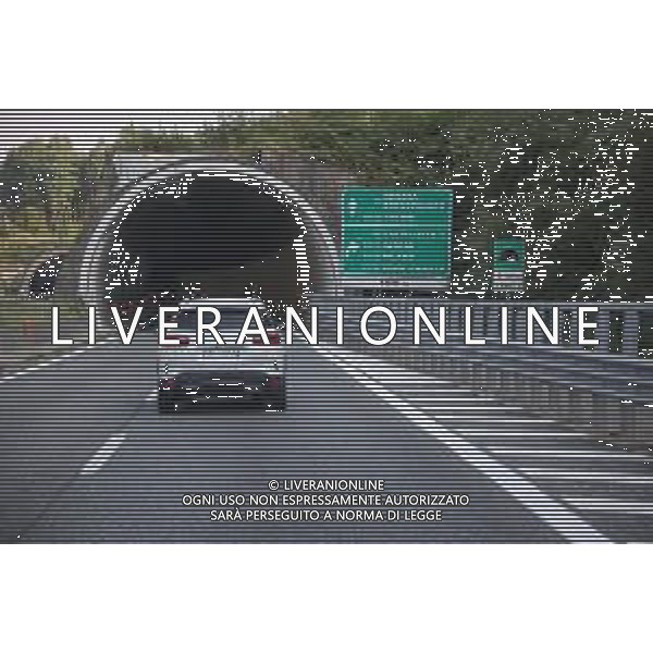 TVRCOR Autostrada in direzione Genova 18-08-2025 nella foto veicoli in ingresso in galleria ©TVRCOR Corradin Roberta - AGENZIA ALDO LIVERANI SAS